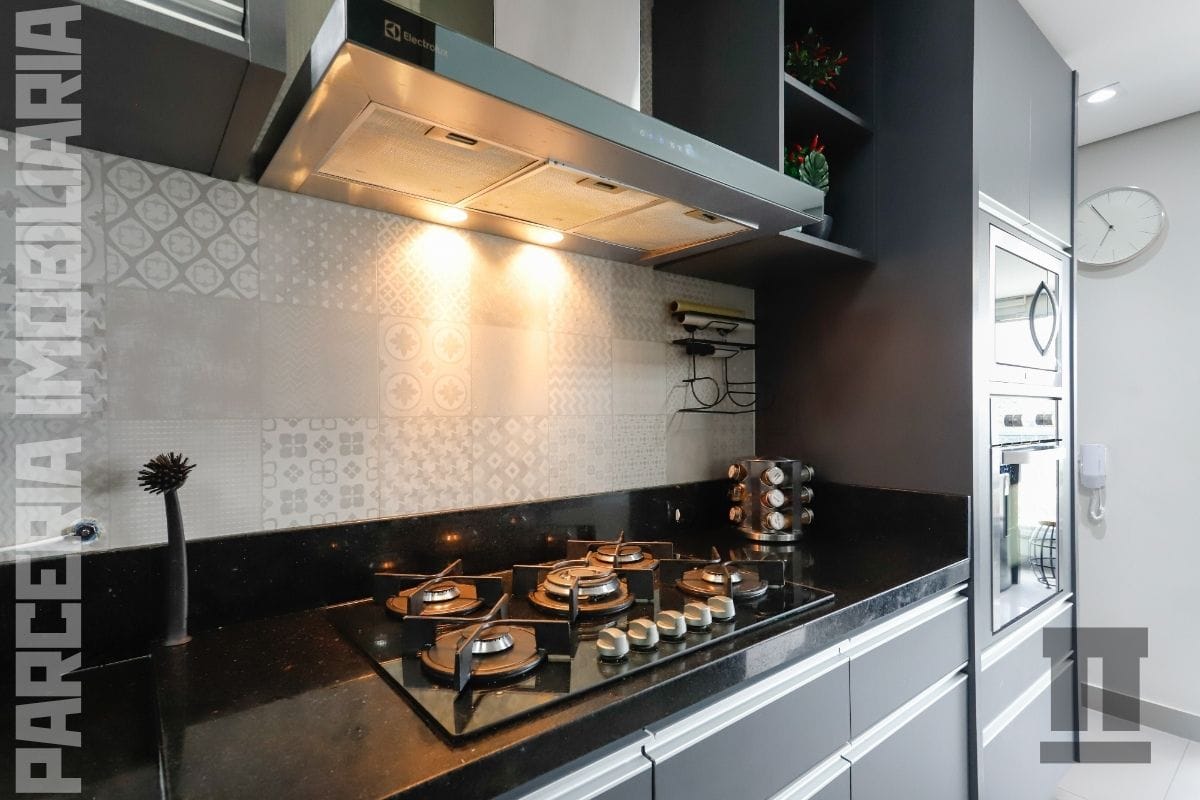Vanguarda, Vila Anastácio: 3 suítes, mobiliado, um achado por R$ 2.300.000